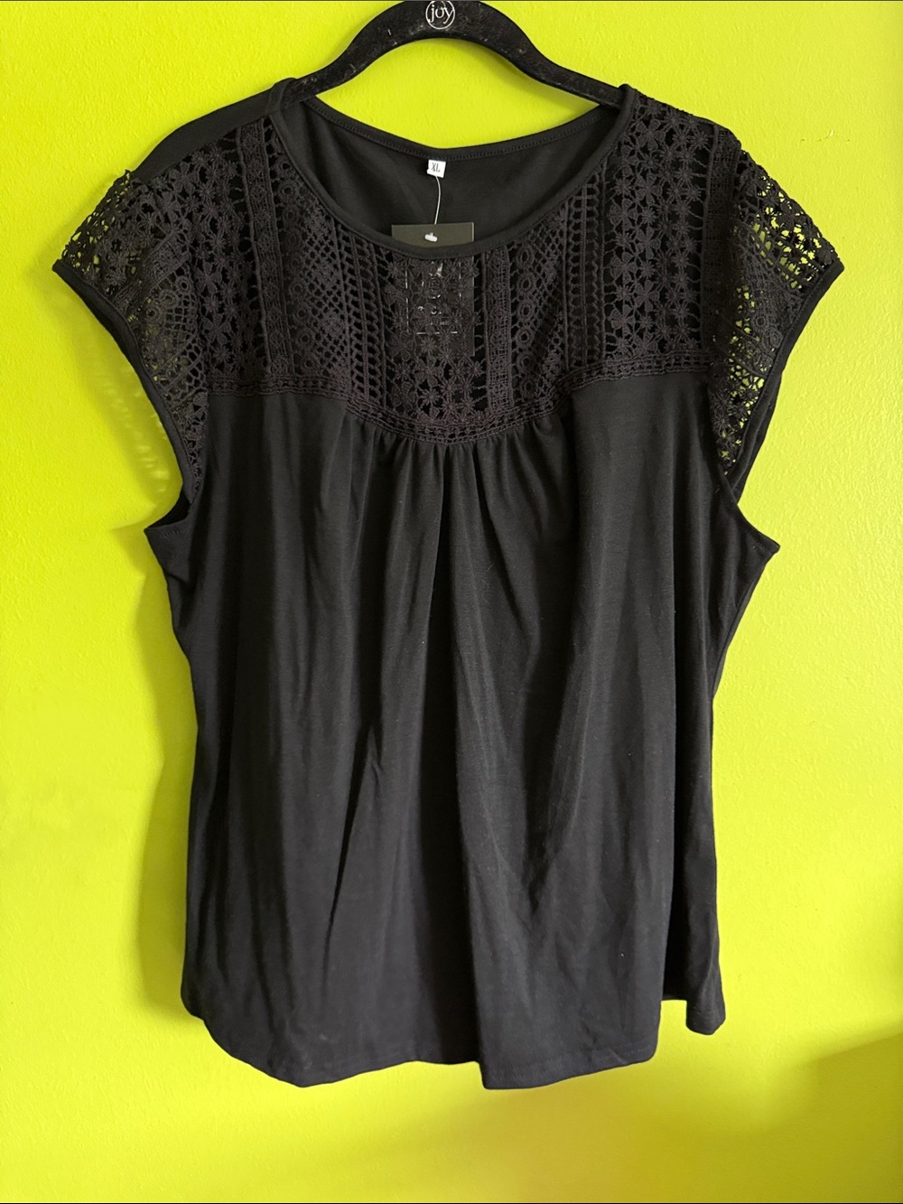 NWT Black Stretch Top Shirt Blouse With Crochet Lace Shoulders & Sleeves Size XL